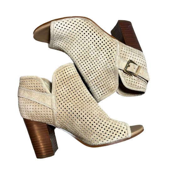 Sam Edelman Easton Ankle Bootie - Picture 1 of 4
